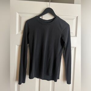 Lululemon Black Long Sleeve
